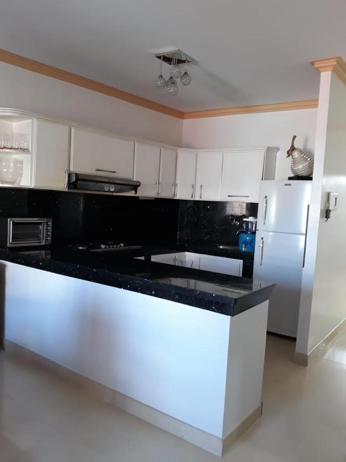 Departamentos Marcecilia De 2 Y 3 Habitaciones En El Centro De Manta Εξωτερικό φωτογραφία